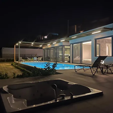 Yachthafen Hotel 4*